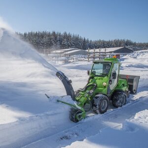 Avant_Snow_Blower.